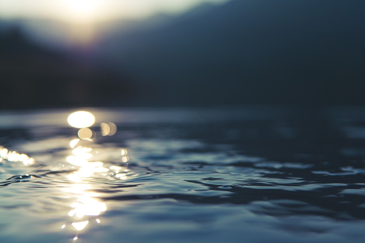 Water Sunlight Reflection Sunbeam  - JoshuaWoroniecki / Pixabay